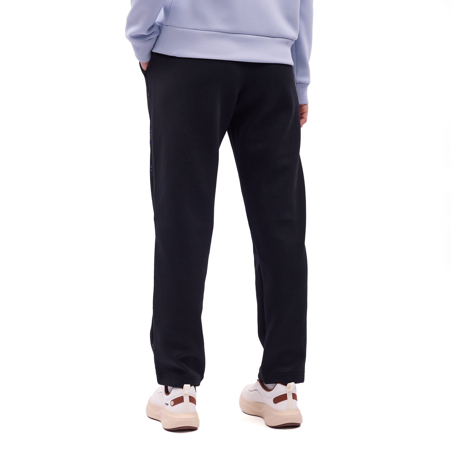 AKYV116-1 Брюки джоггеры Essentials черный